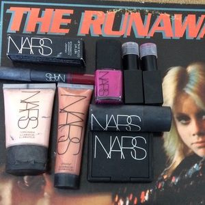 9 piece NARS makeup lot